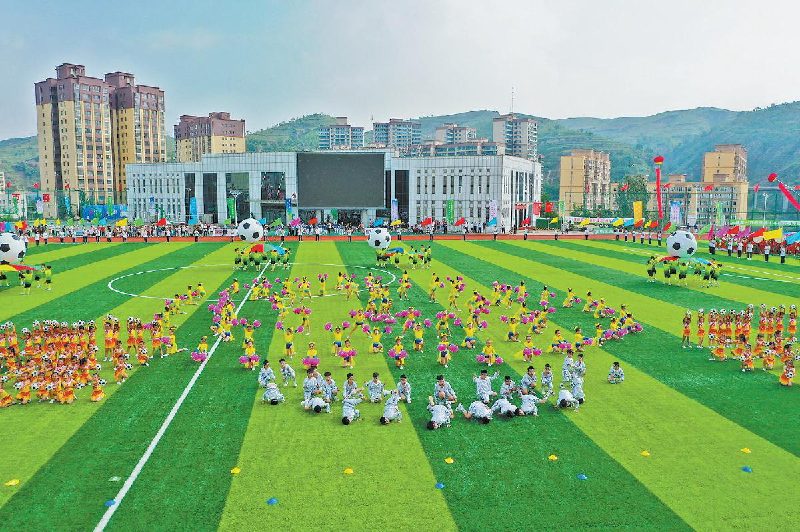 第八屆陜甘寧革命老區青少年足球聯賽在清澗開幕